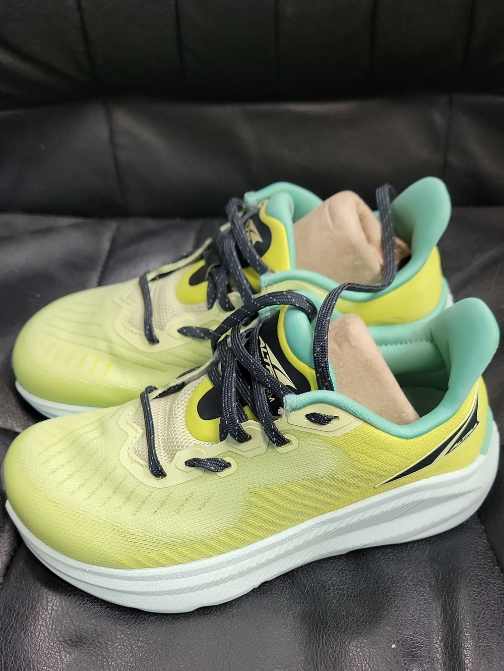 Altra Kids Sneakers in Yellow with Teal Accents